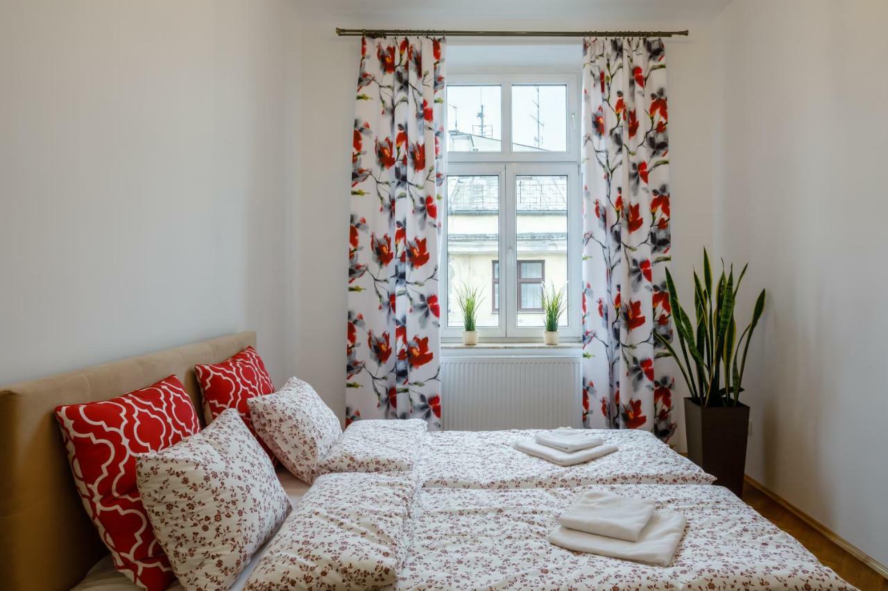 Ok Apartments Old Town Krakow Ngoại thất bức ảnh