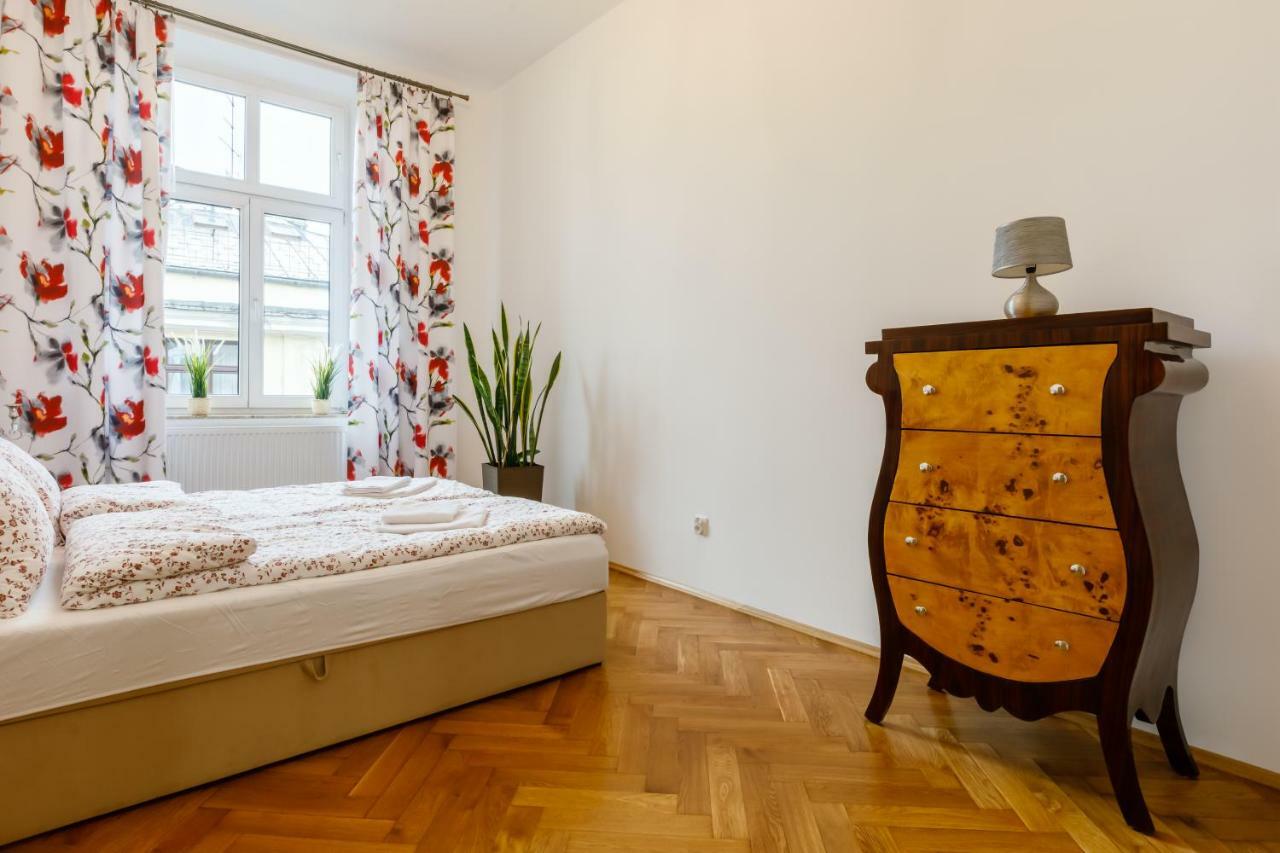 Ok Apartments Old Town Krakow Ngoại thất bức ảnh