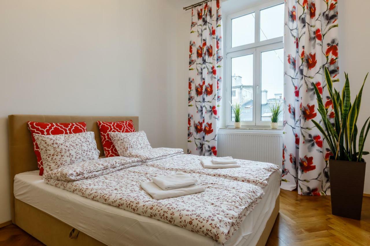 Ok Apartments Old Town Krakow Ngoại thất bức ảnh
